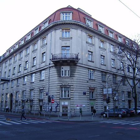 Cosy Fresh Apartment Zagreb Exterior photo